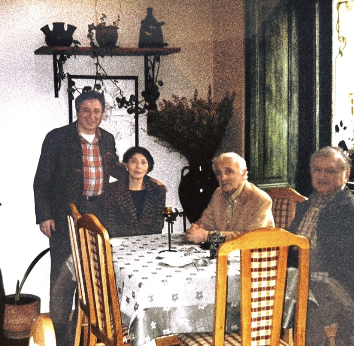 Historical group photograph inside Dolmama